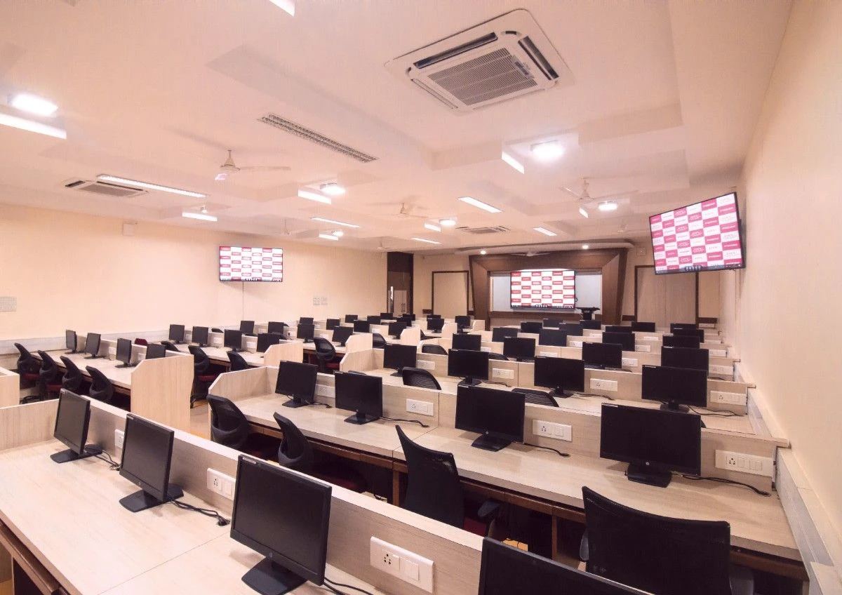 Auditorium 6