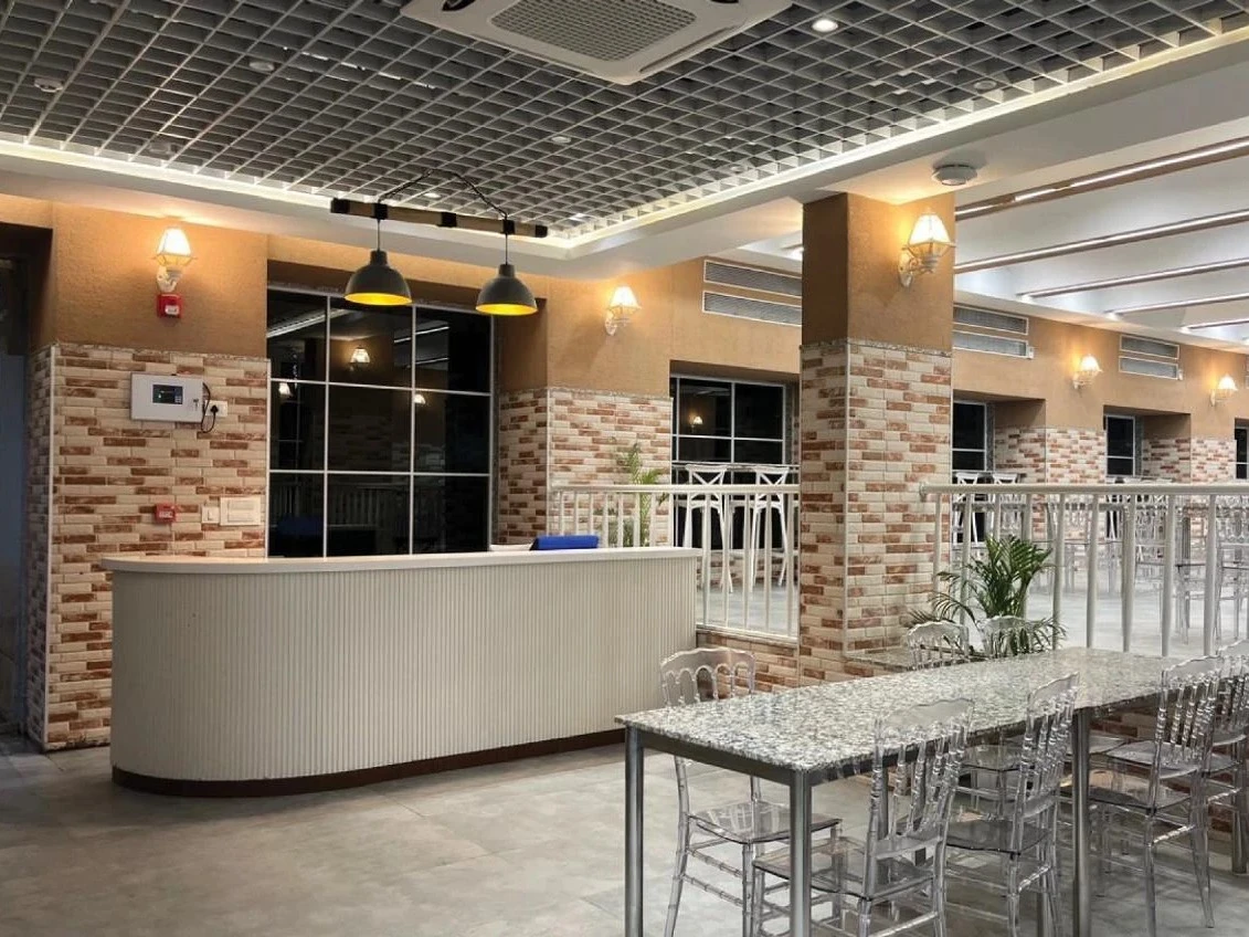 Cafe 5