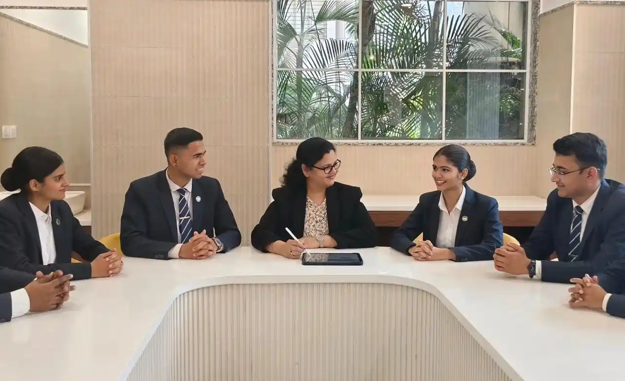 sht Students